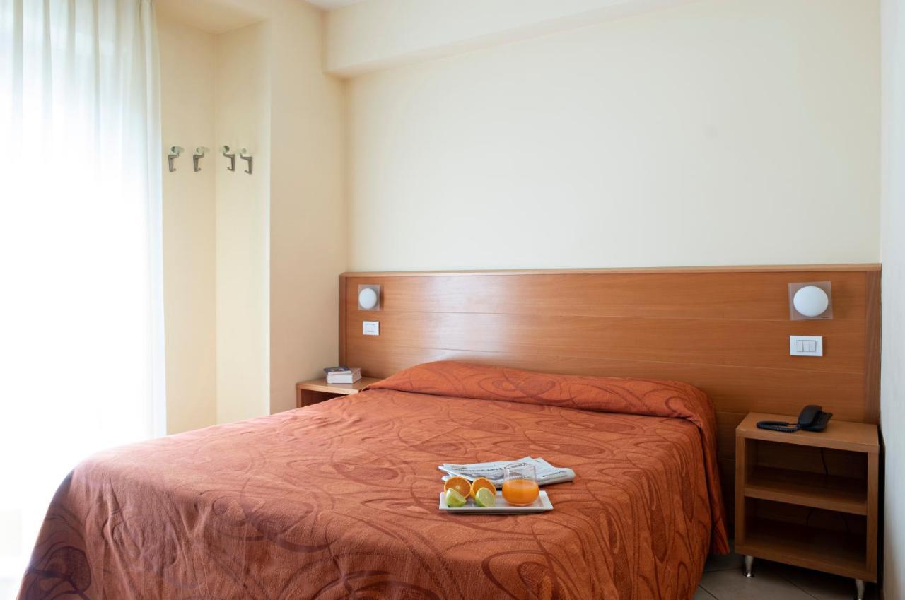 Hotel Mirage Viareggio Pokoj fotografie